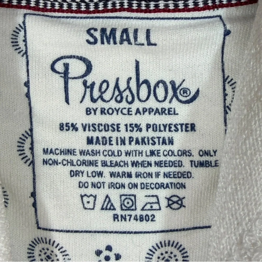 Iowa Hawkeyes Pressbox Hooded Pullover | Small | NCAA Cozy Hoodie - Picture 4 of 6